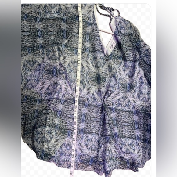 BCBGeneration Dark Wave Wing Sleeve Drawstring V Neck Romper Blue/Black Size S - Picture 9 of 9